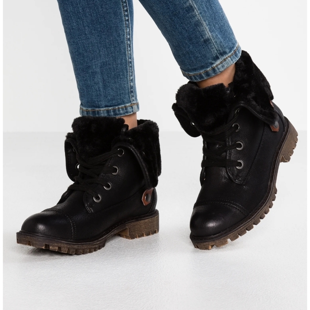 Roxy Black Faux Fur Combat Boots